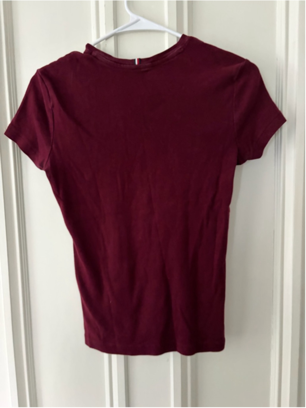 Tommy Hilfiger Short Sleeve Tee Burgundy Size S - Picture 4 of 4